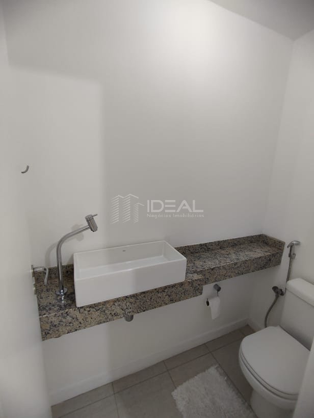 Aparatamento de 2 quartos para locação no Ed. Exclusivite na Pelinca - Campos dos Goytacazes, RJ