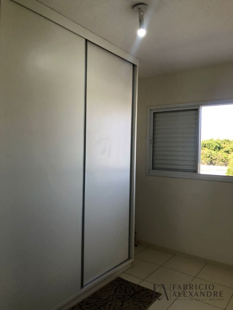 Casa à venda com 3 quartos, 1 suíte, 2 vagas e 83m² no Jardim Caparroz, São José do Rio Preto (SP) — foto 6 de 24