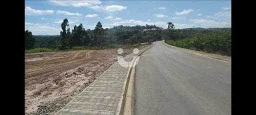 Terreno 3000m² à Venda 