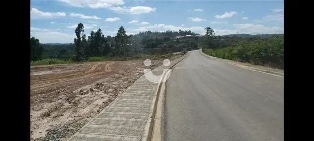 Terreno 3000m² à Venda 