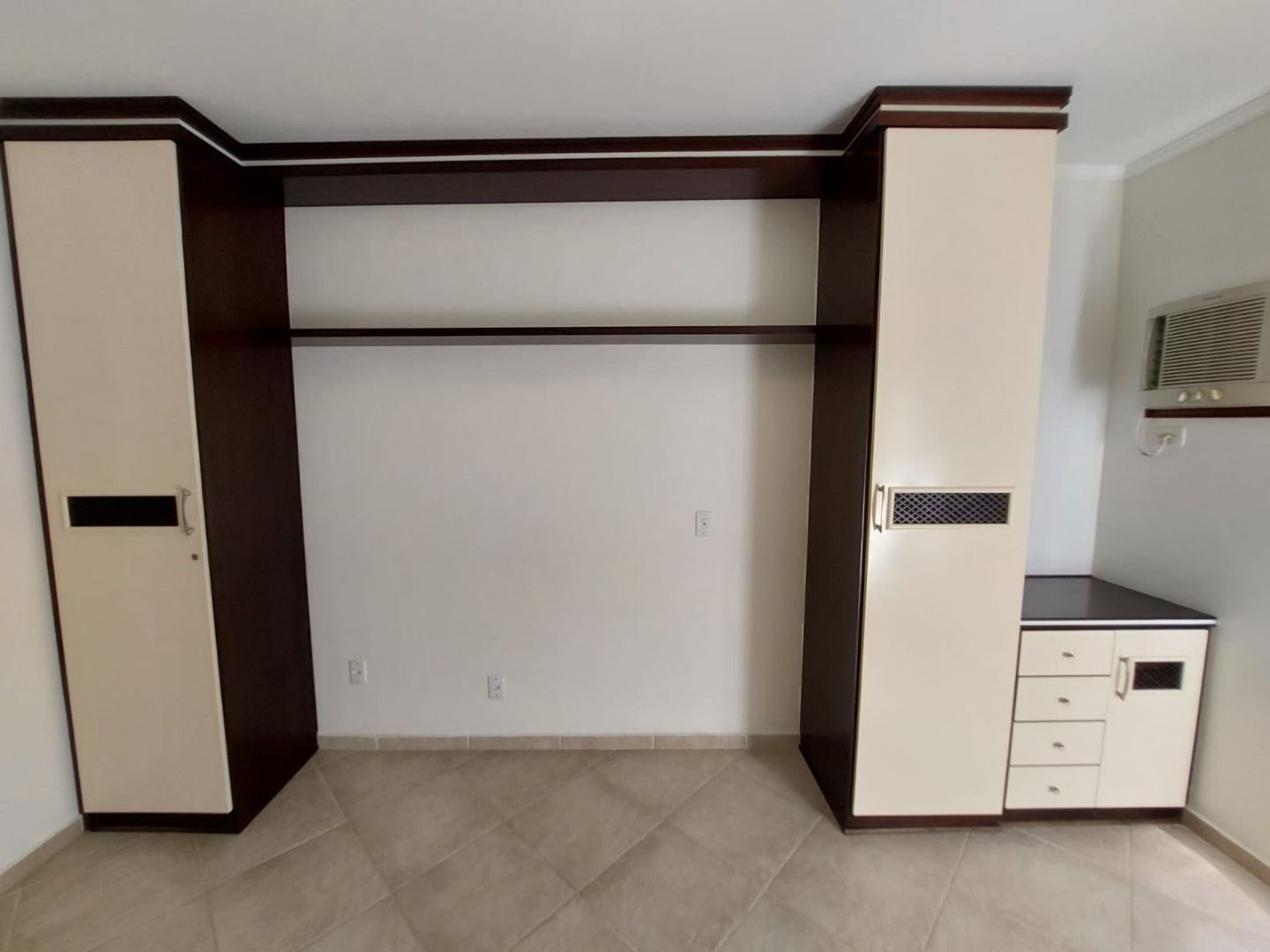 Apartamento à venda com 2 quartos, 2 banheiros, 1 vaga e 70m² no Itaguá, Ubatuba (SP) — foto 12 de 14