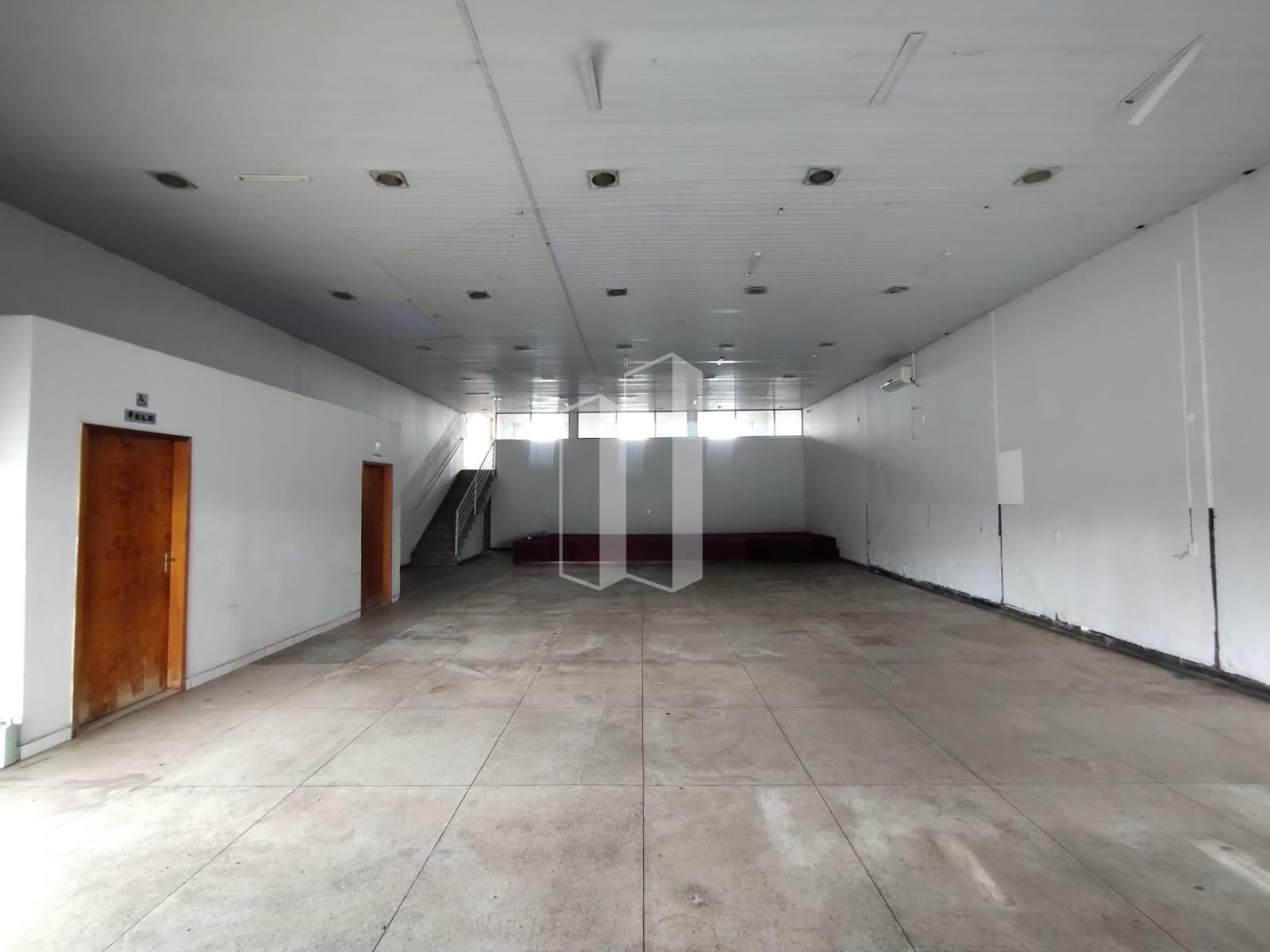 Comercial para alugar com 3 banheiros e 316m² no Setor Garavelo, Aparecida de Goiânia (GO) — foto 3 de 23