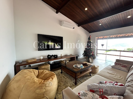 Casa para Venda em Angra dos Reis / RJ no bairro Enseada