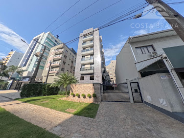 GRANDE OPORTUNIDADE! Apartamento GARDEN, 3 Quartos, Quadra