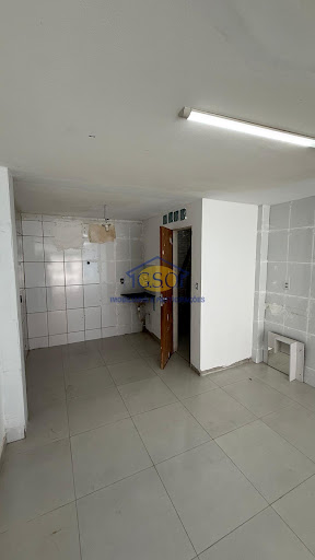 Loja/Salão em Parque Residencial Laranjeiras - Serra, ES
