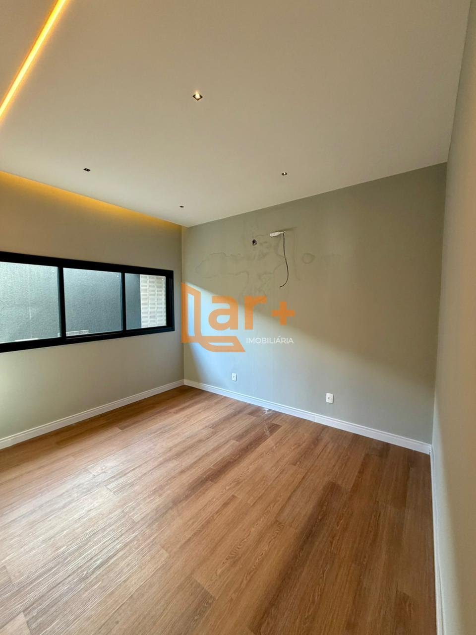 Casa à venda com 3 quartos, 3 suítes, 4 vagas e 212m² no Robalo, Aracaju (SE) — foto 2 de 13