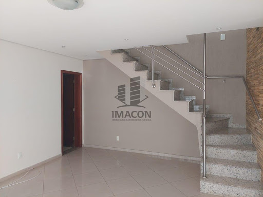 Casa em Industrial  -  Contagem