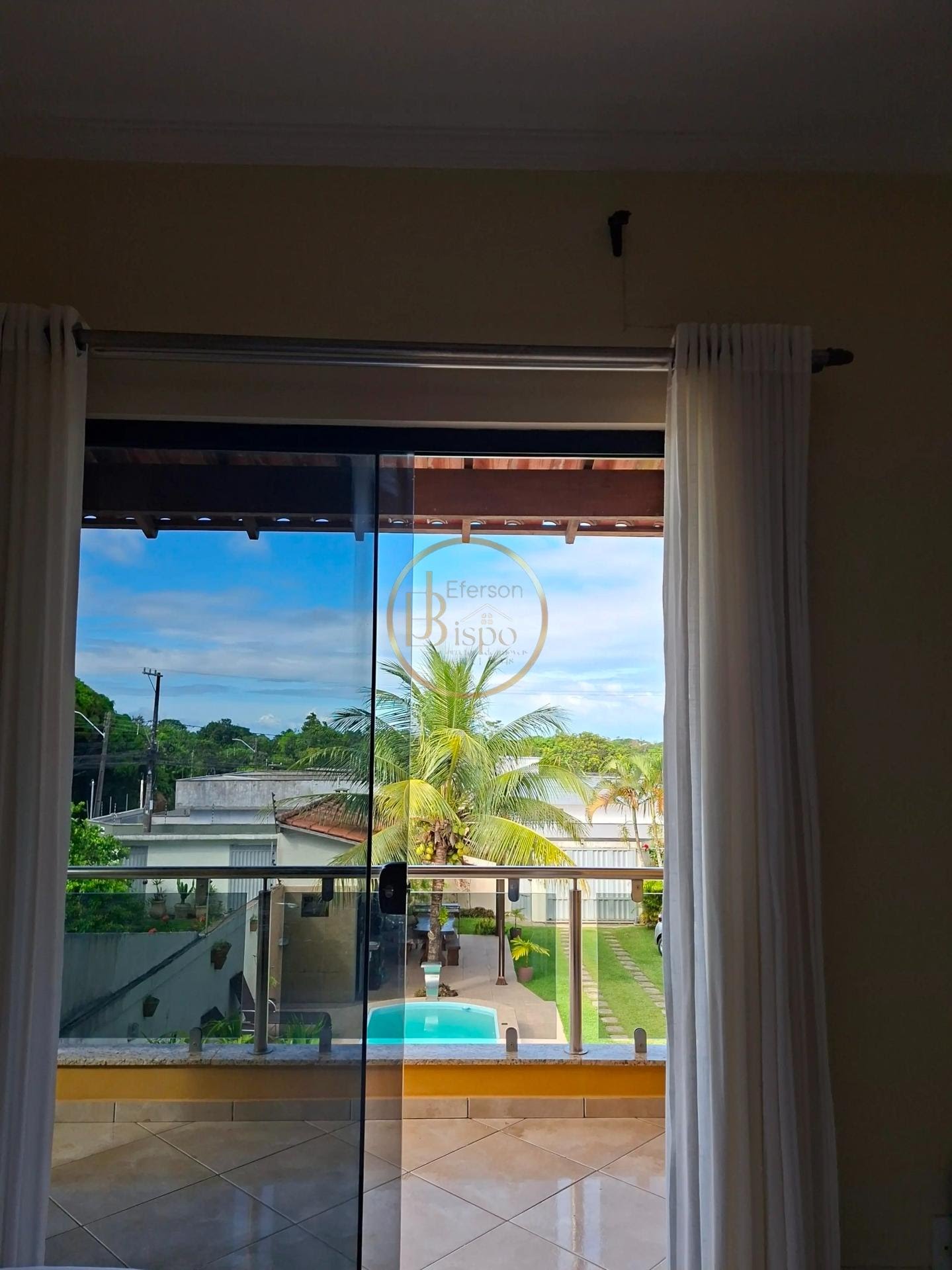 Casa à venda com 4 quartos, 3 suítes, 5 vagas e 168m² no Alto Mundaí, Porto Seguro (BA) — foto 15 de 17