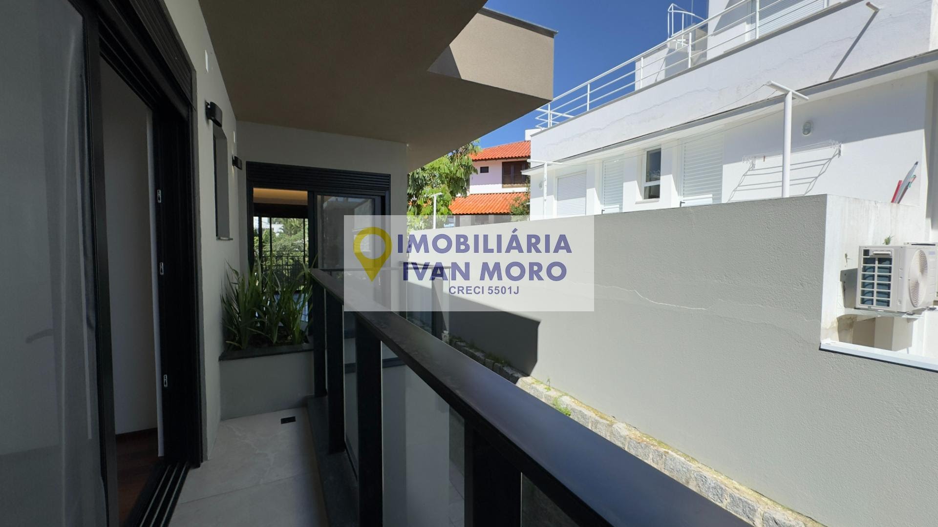 Casa à venda com 5 quartos, 5 suítes, 4 vagas e 467m² no Lagoa da Conceição, Florianópolis (SC) — foto 27 de 30