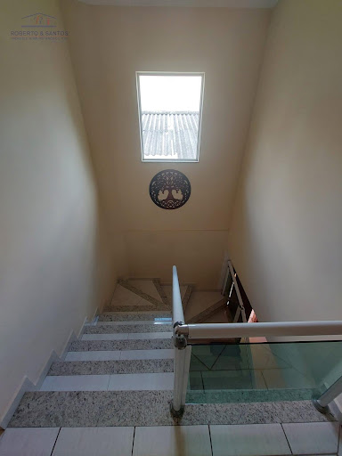 escadas de acesso aos quartos