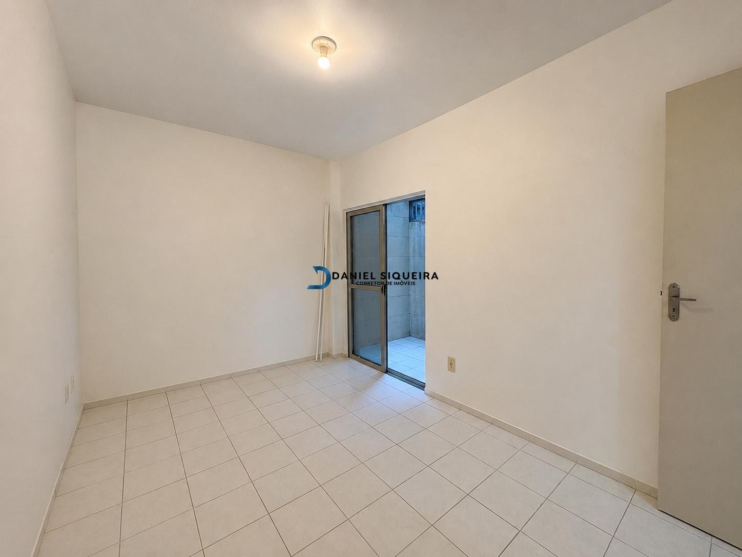 Apartamento à venda com 1 quarto, 1 banheiro e 55m² no Coqueiros, Florianópolis (SC) — foto 3 de 14