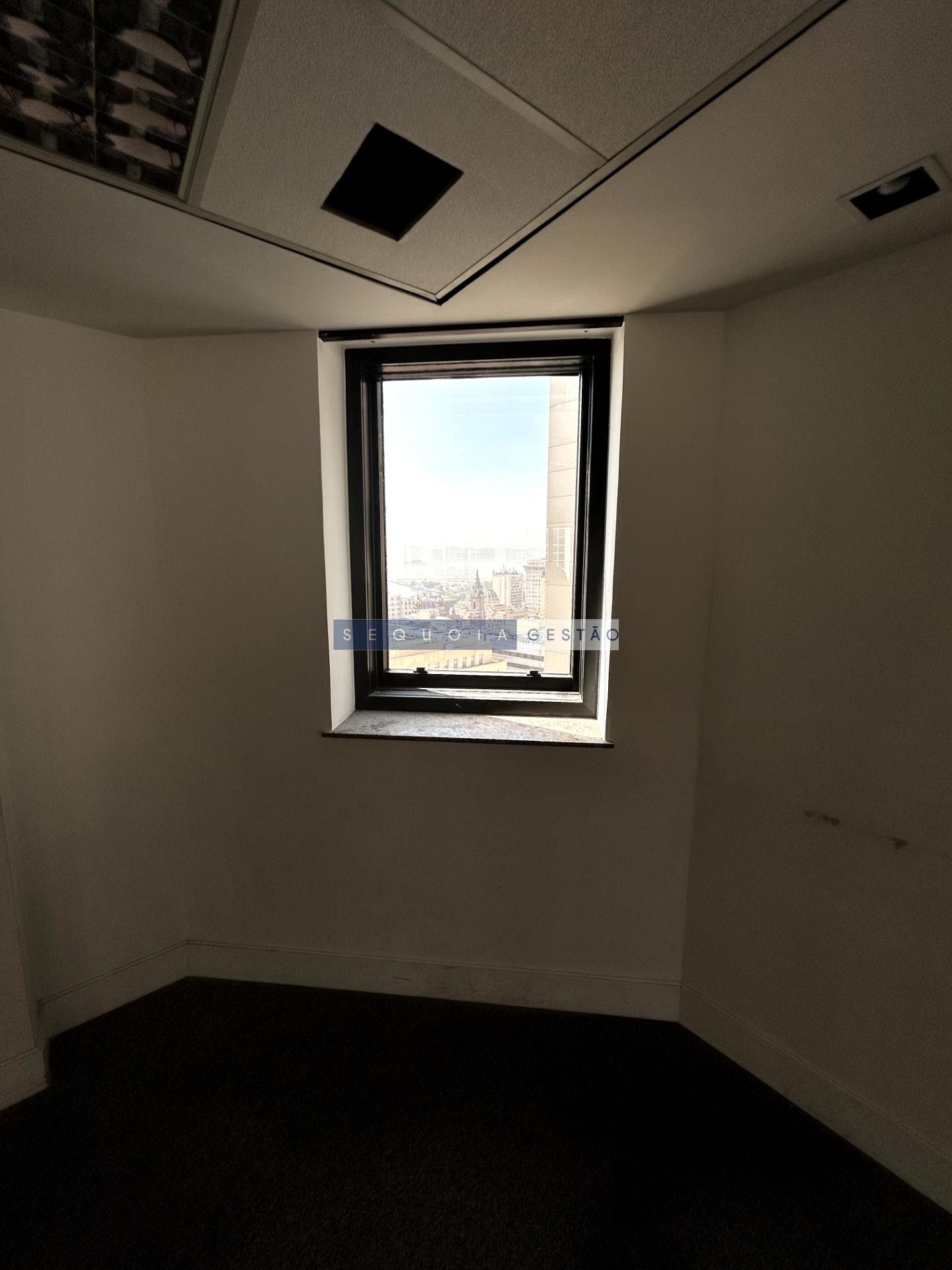 Comercial para alugar com 3 banheiros e 212m² no Centro, Rio de Janeiro (RJ) — foto 9 de 13