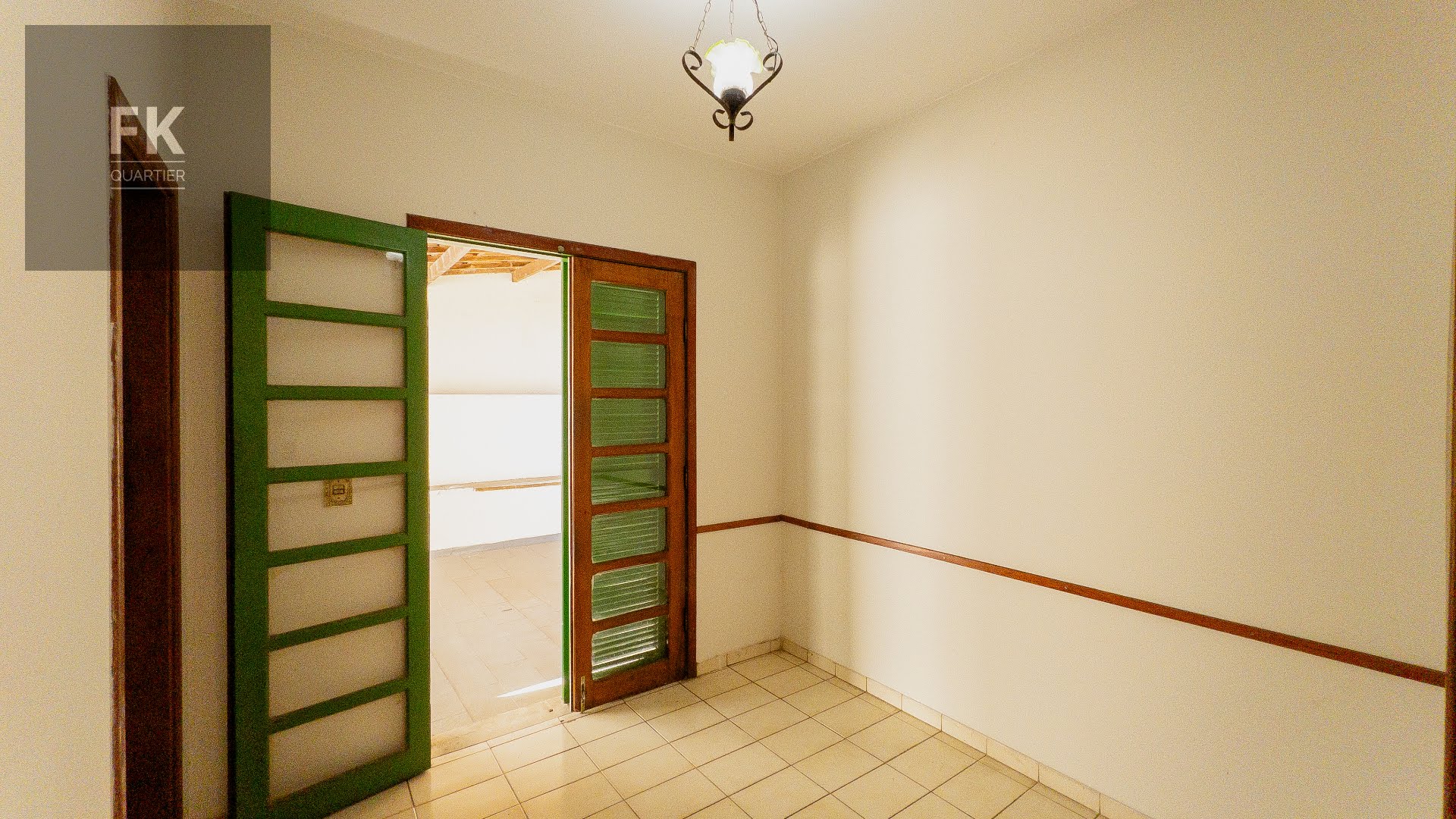 Casa à venda com 3 quartos, 1 suíte, 4 vagas e 171m² no Chácara Pavoeiro, Cotia (SP) — foto 9 de 25