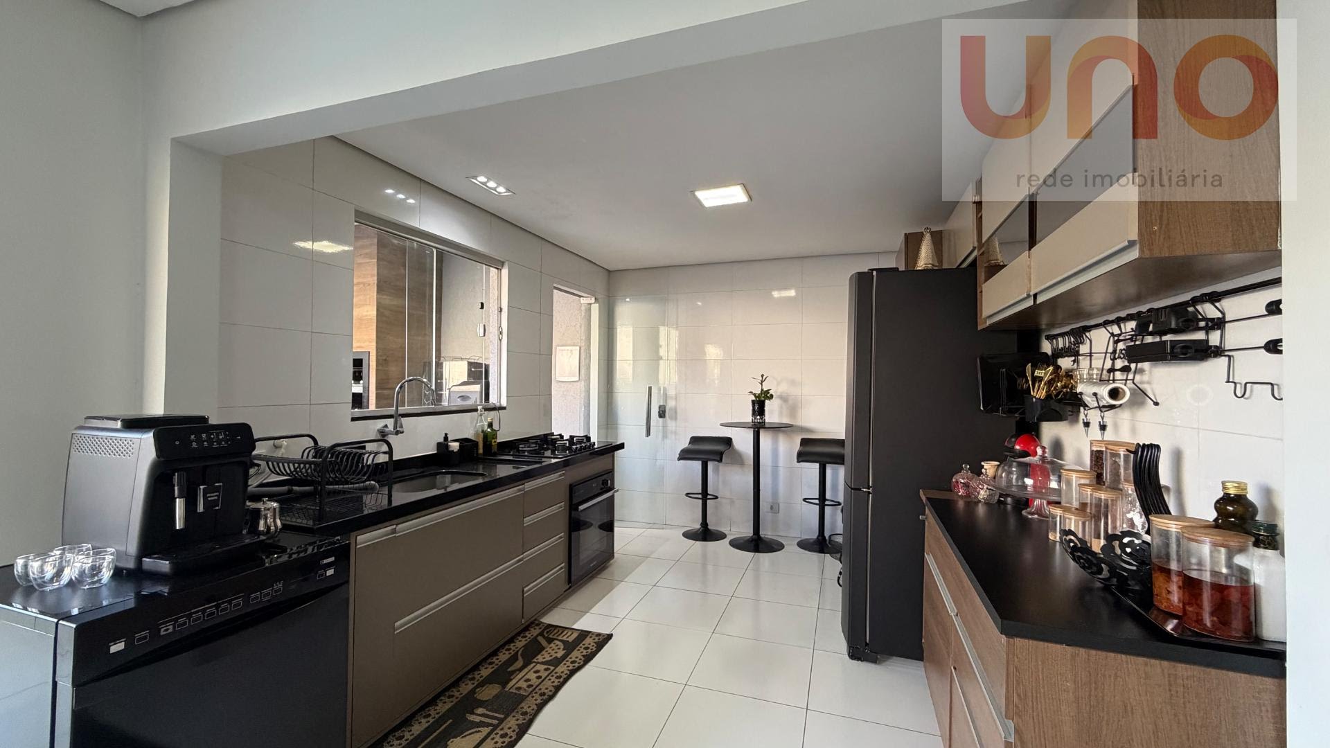 Casa à venda com 4 quartos, 4 suítes, 3 vagas e 229m² no Tijuca, Campo Grande (MS) — foto 14 de 30