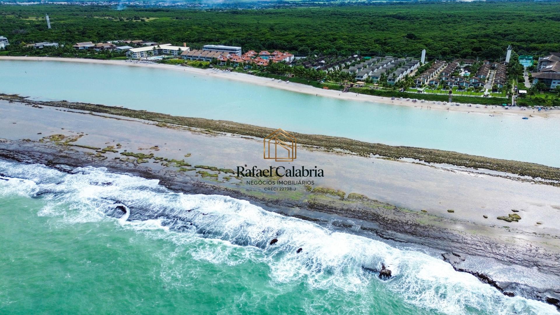 Casa à venda com 4 quartos, 4 suítes, 3 vagas e 200m² no Praia Muro Alto, Ipojuca (PE) — foto 2 de 30