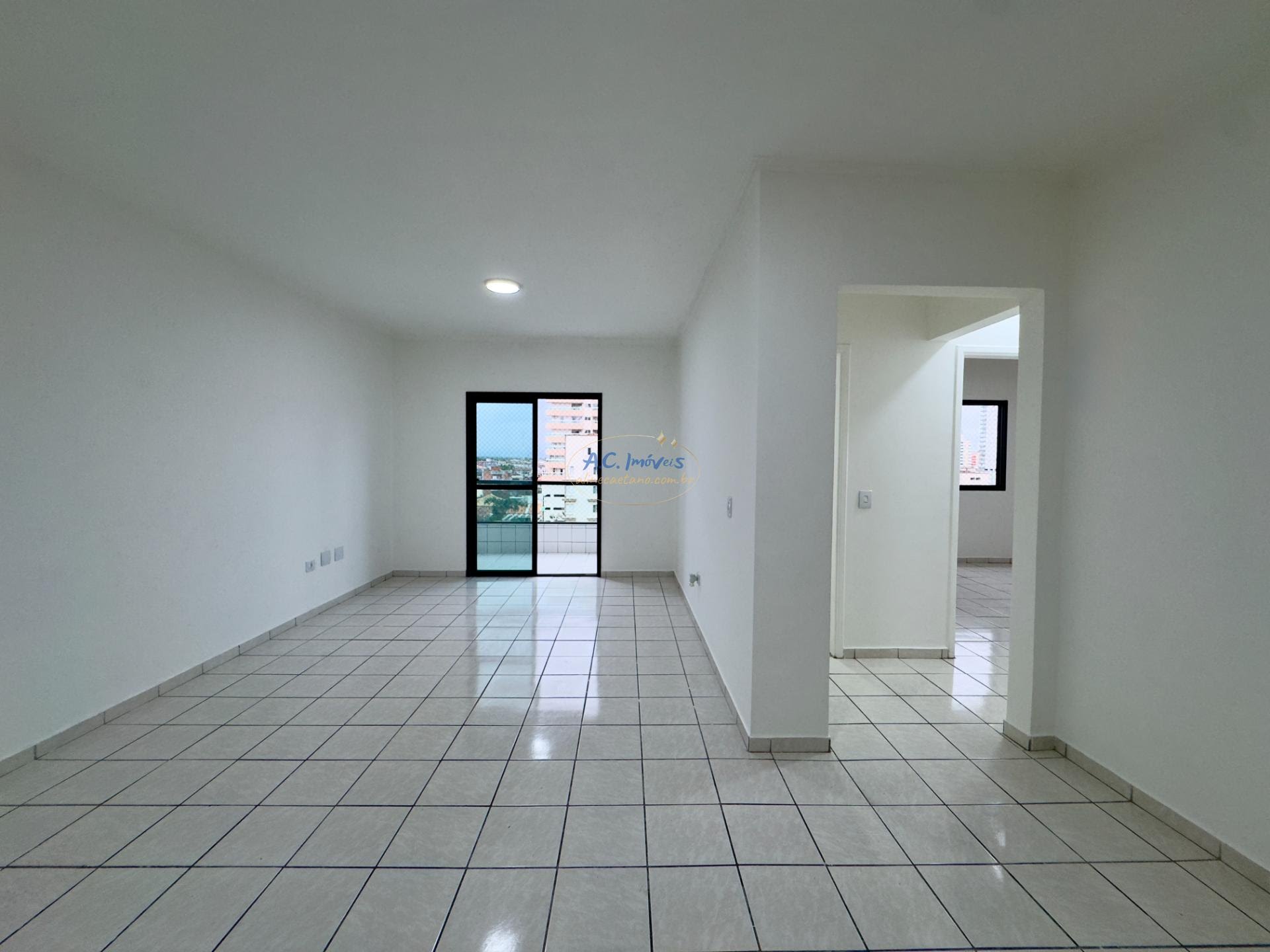 Apartamento à venda com 2 quartos, 1 suíte, 1 vaga e 87m² no Cidade Ocian, Praia Grande (SP) — foto 2 de 24