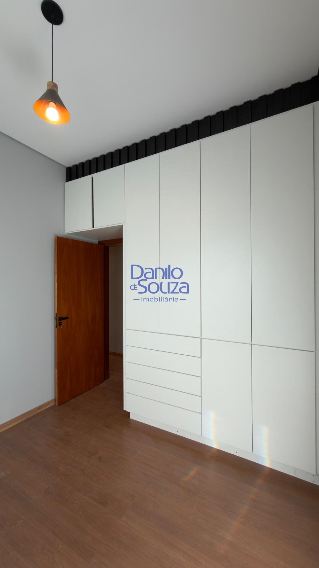 Casa à venda com 3 quartos, 1 suíte, 2 vagas e 128m² no Jardim Europa V, Araxá (MG) — foto 7 de 11