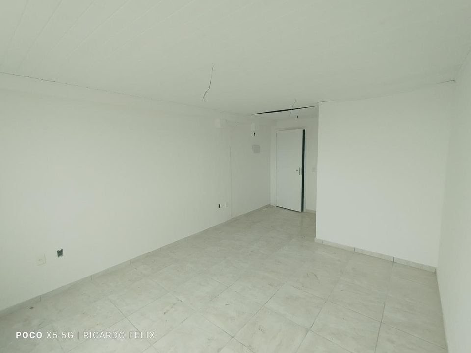 Casa à venda com 1 banheiro e 18m² no Extensão do Bosque, Rio das Ostras (RJ) — foto 4 de 8