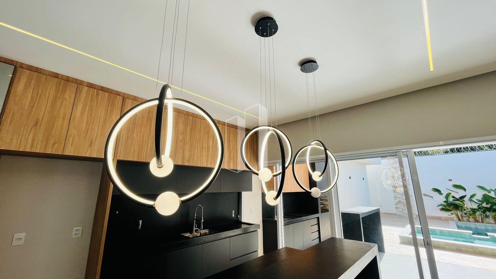 Casa à venda com 4 quartos, 4 suítes, 2 vagas e 236m² no Jardim Atlatico, Goiânia (GO) — foto 7 de 23