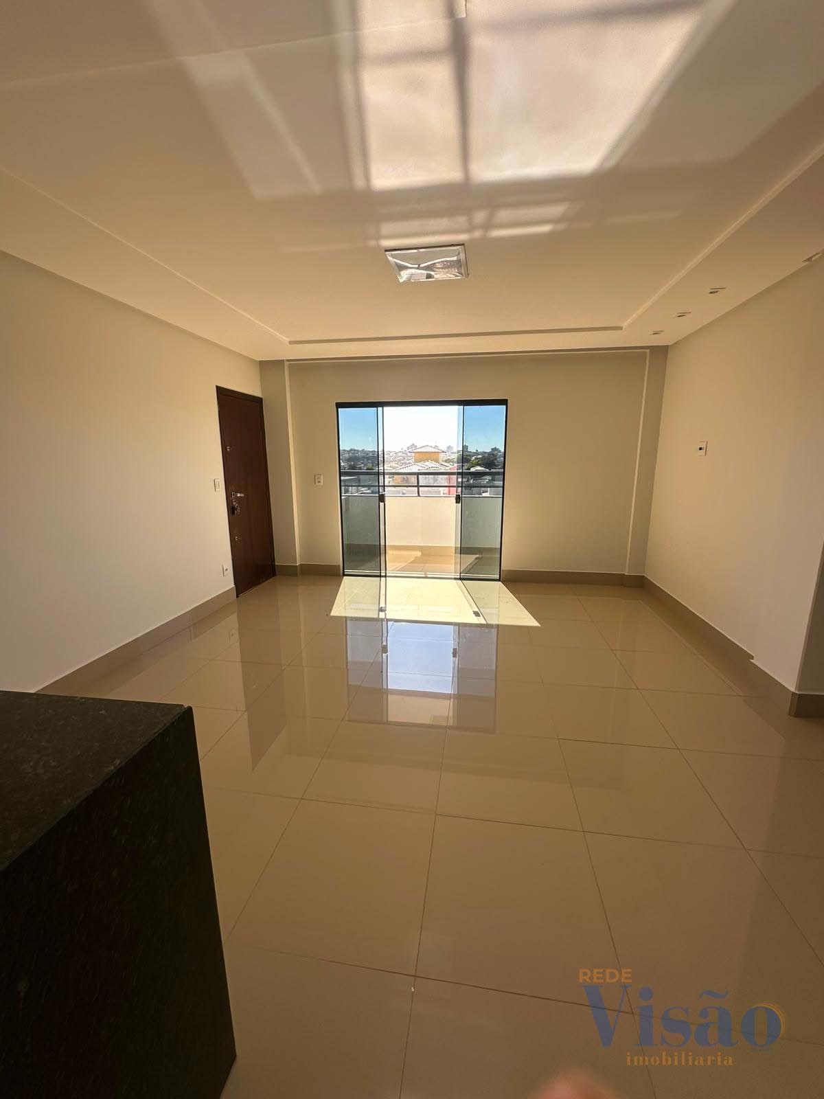 Apartamento para alugar com 3 quartos, 1 suíte e 2 vagas no Parque do Principe, Paracatu (MG) — foto 4 de 19