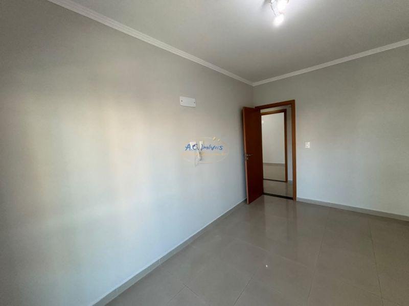 Apartamento à venda com 3 quartos, 1 suíte, 2 vagas e 113m² no Aviação, Praia Grande (SP) — foto 17 de 28