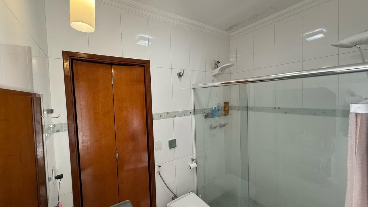 Casa à venda com 3 quartos, 3 banheiros, 3 vagas e 325m² no Parque Industrial Lagoinha, Ribeirão Preto (SP) — foto 16 de 30