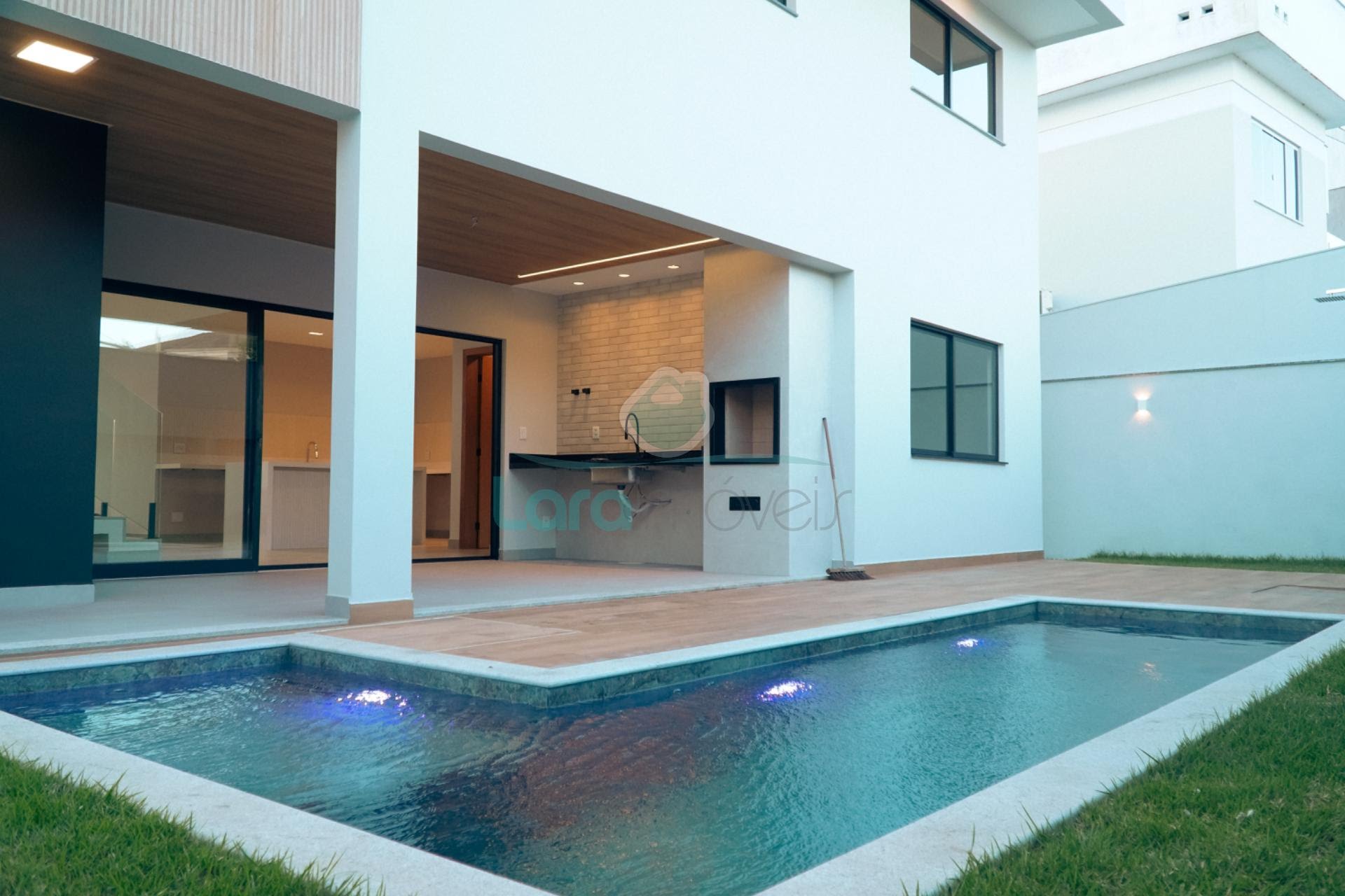 Casa à venda com 3 quartos, 3 suítes, 2 vagas e 259m² no Alphaville, Rio das Ostras (RJ) — foto 26 de 30