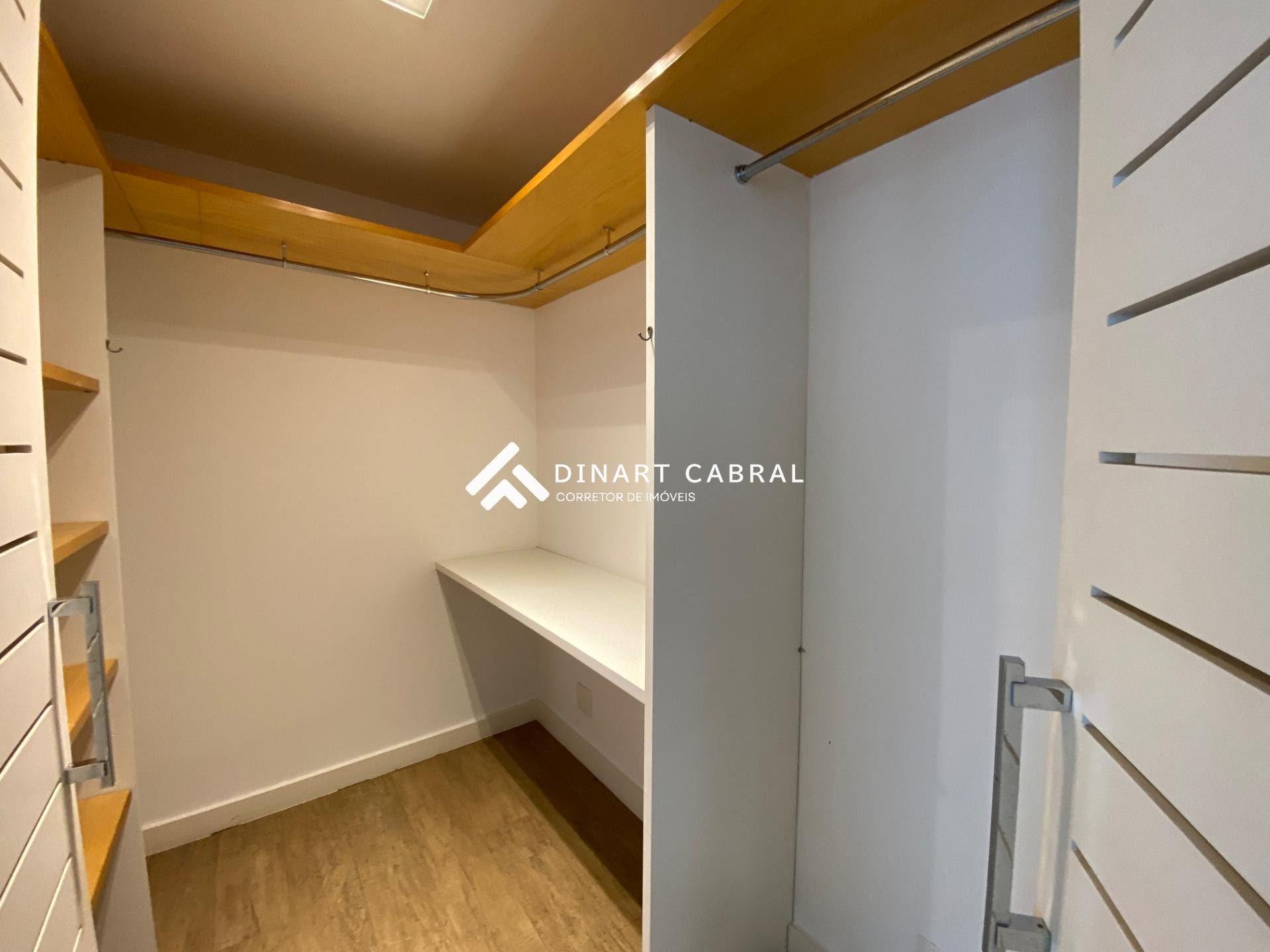 Apartamento à venda com 2 quartos, 1 suíte, 3 vagas e 176m² no Leblon, Rio de Janeiro (RJ) — foto 19 de 30
