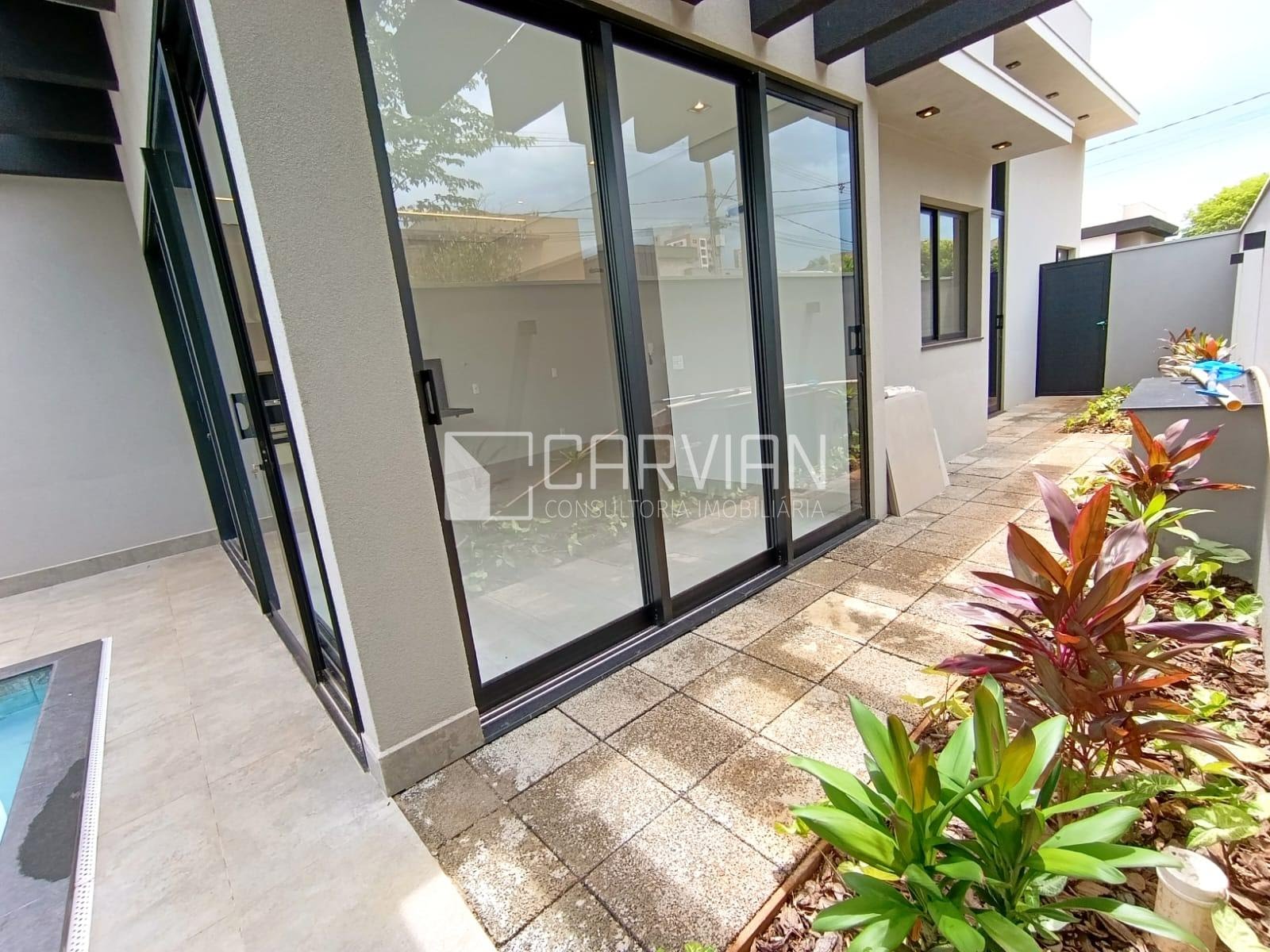 Casa à venda com 3 quartos, 3 suítes, 4 vagas e 178m² no Bonfim Paulista, Ribeirão Preto (SP) — foto 2 de 22