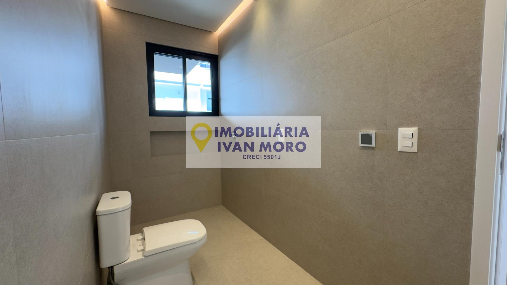 Casa à venda com 5 quartos, 5 suítes, 4 vagas e 467m² no Lagoa da Conceição, Florianópolis (SC) — foto 25 de 30