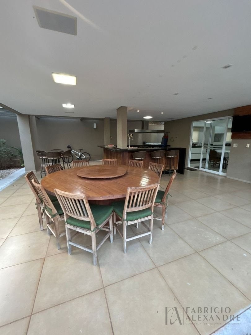Casa à venda com 4 quartos, 4 suítes, 6 vagas e 670m² no Village Santa Helena, São José do Rio Preto (SP) — foto 3 de 30