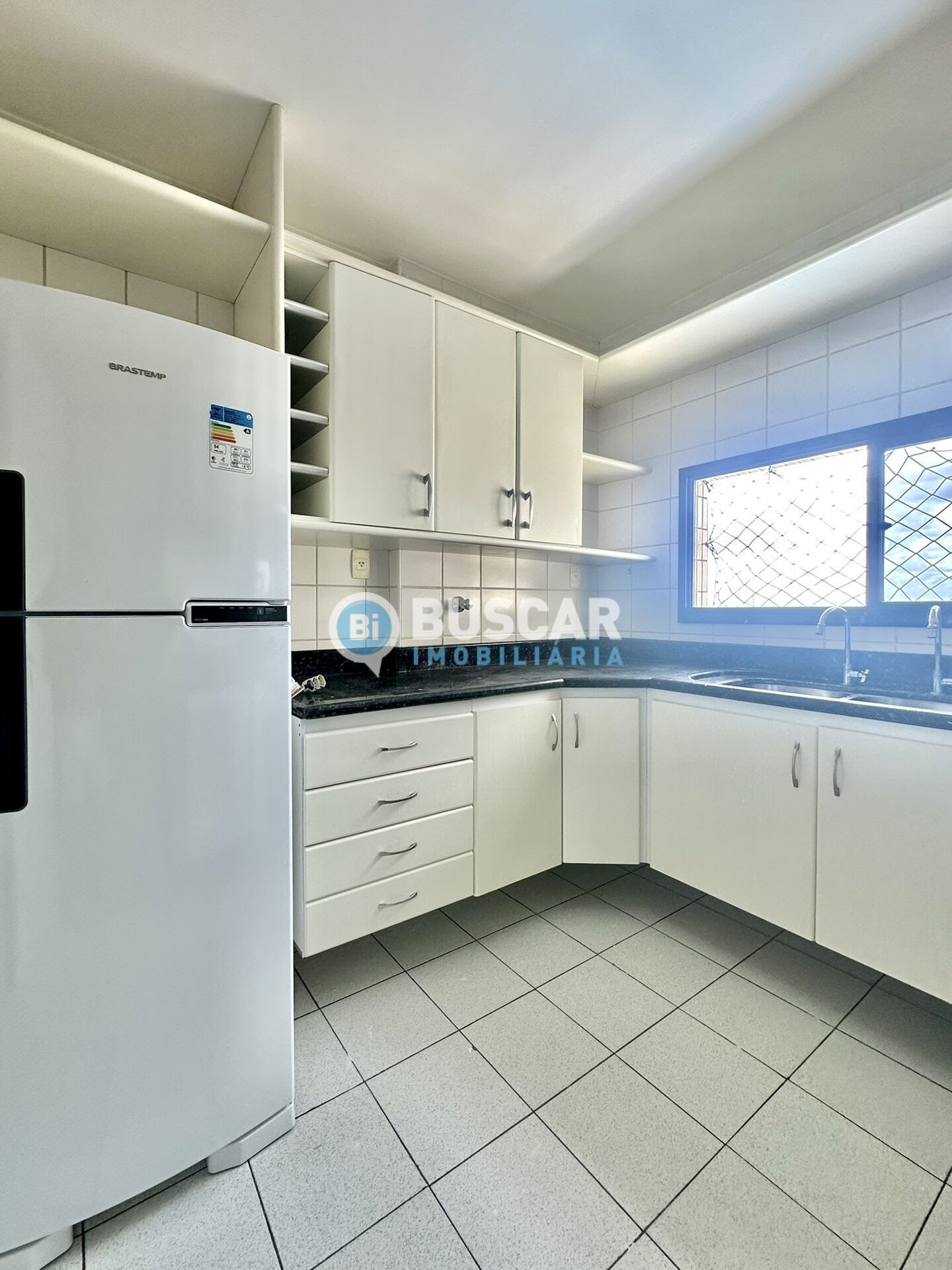 Apartamento à venda com 4 quartos, 3 suítes, 2 vagas e 167m² no Capuchinhos, Feira de Santana (BA) — foto 17 de 30