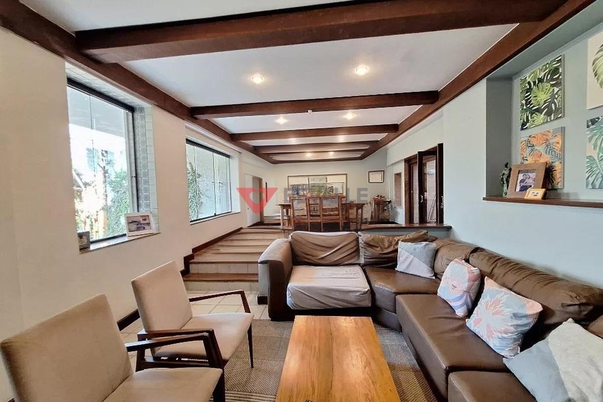 Casa à venda com 5 quartos, 2 suítes, 2 vagas e 250m² no Humaitá, Rio de Janeiro (RJ) — foto 7 de 29