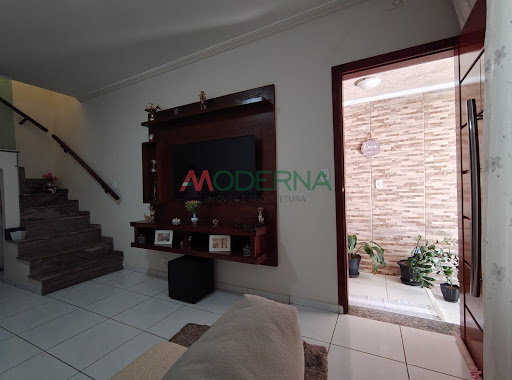 Sobrado à venda em Paulicéia, SBC | 2 dorms, 126m²