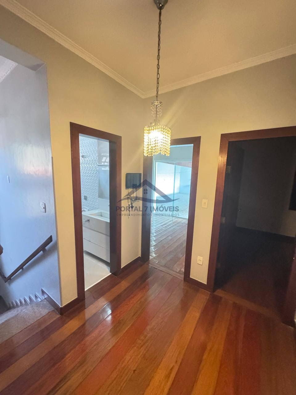 Casa à venda com 5 quartos, 2 suítes, 3 vagas e 230m² no Jardim Arizona, Sete Lagoas (MG) — foto 15 de 26