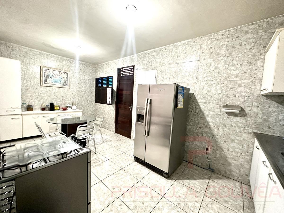 Casa à venda com 3 quartos, 3 suítes, 5 vagas e 480m² no Cabo Branco, João Pessoa (PB) — foto 18 de 30