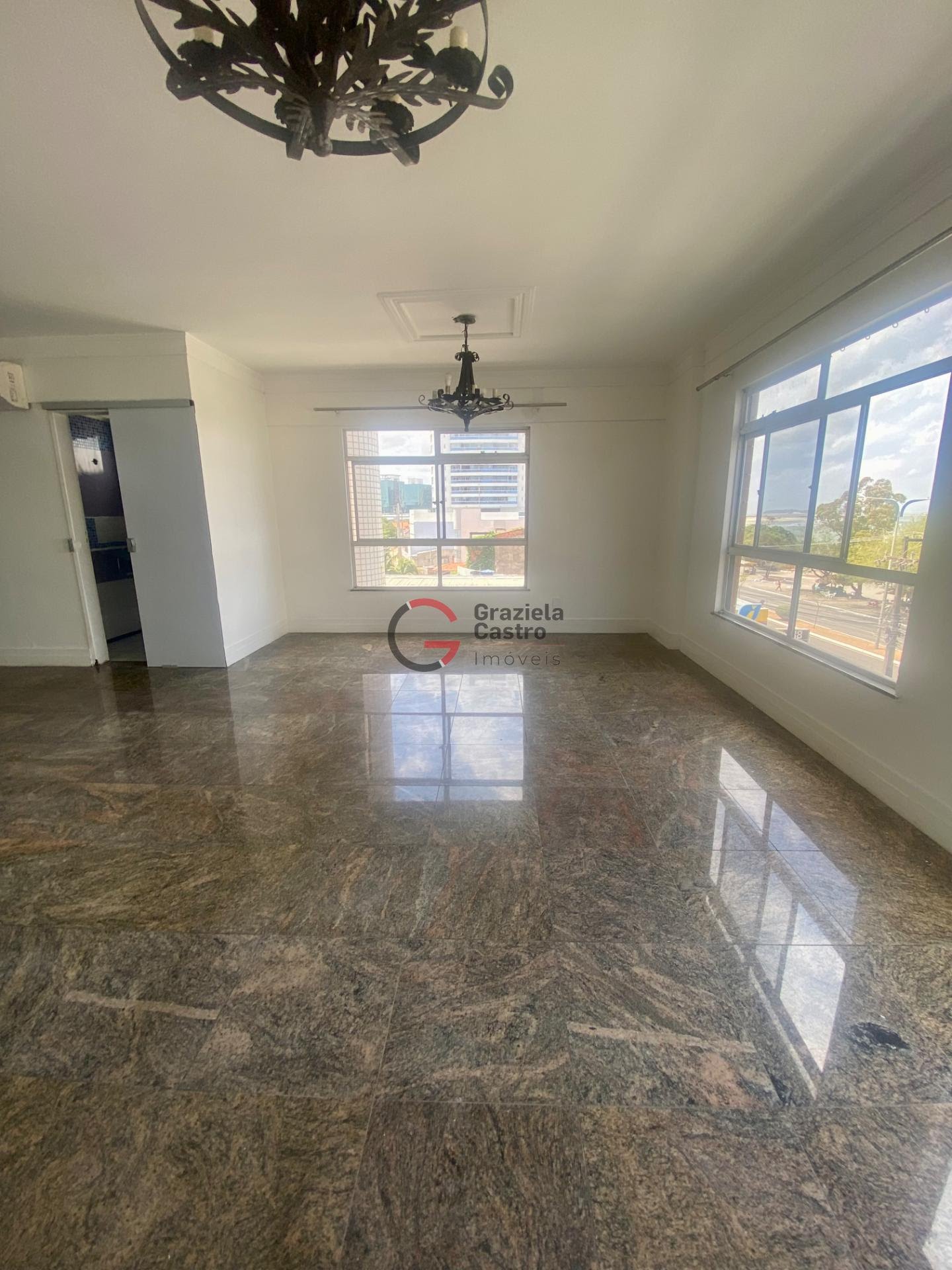 Apartamento, 3 quartos, 185 m² - Foto 1