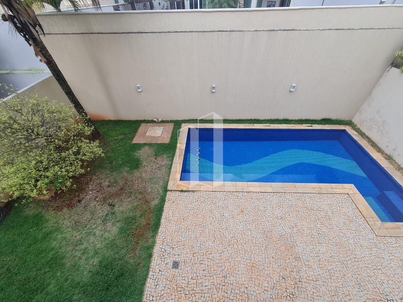 Casa à venda com 4 quartos, 4 suítes, 4 vagas e 281m² no Jardins Madri, Goiânia (GO) — foto 23 de 25