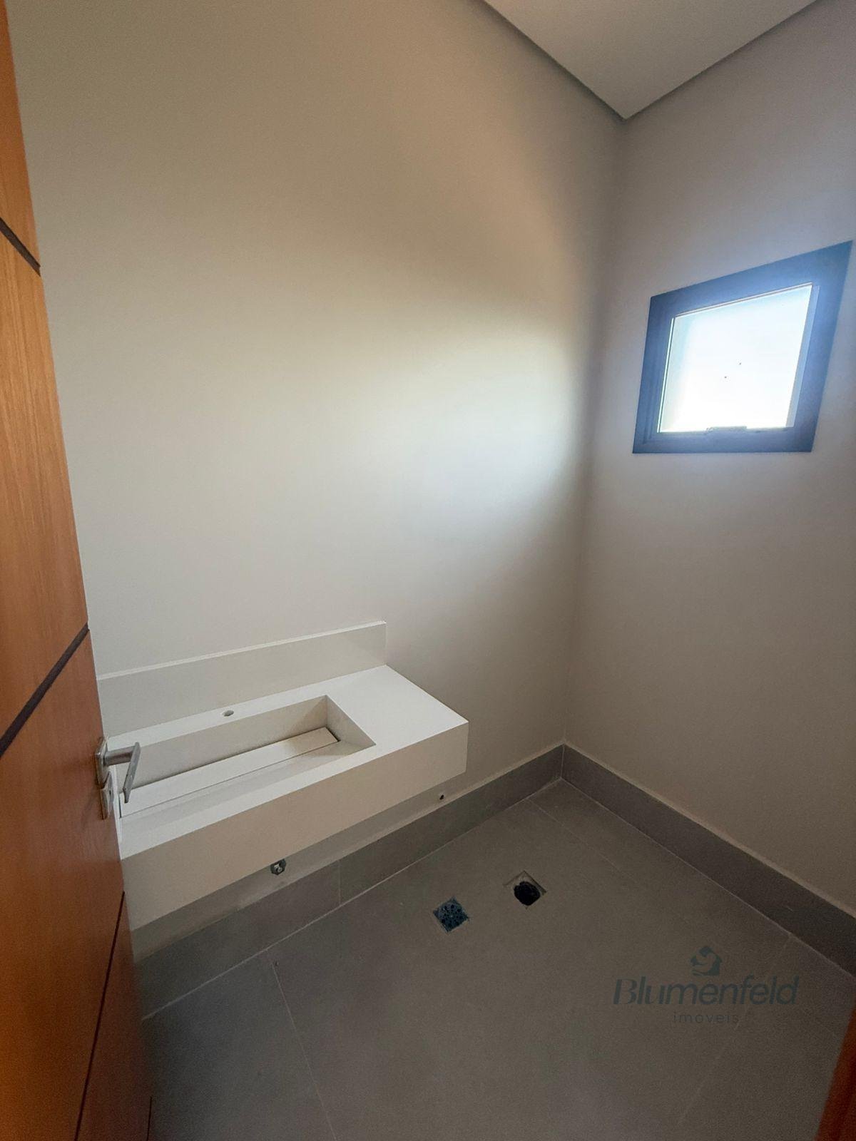 Comercial para alugar com 1 banheiro, 1 vaga e 61m² no Caputera, Arujá (SP) — foto 7 de 18