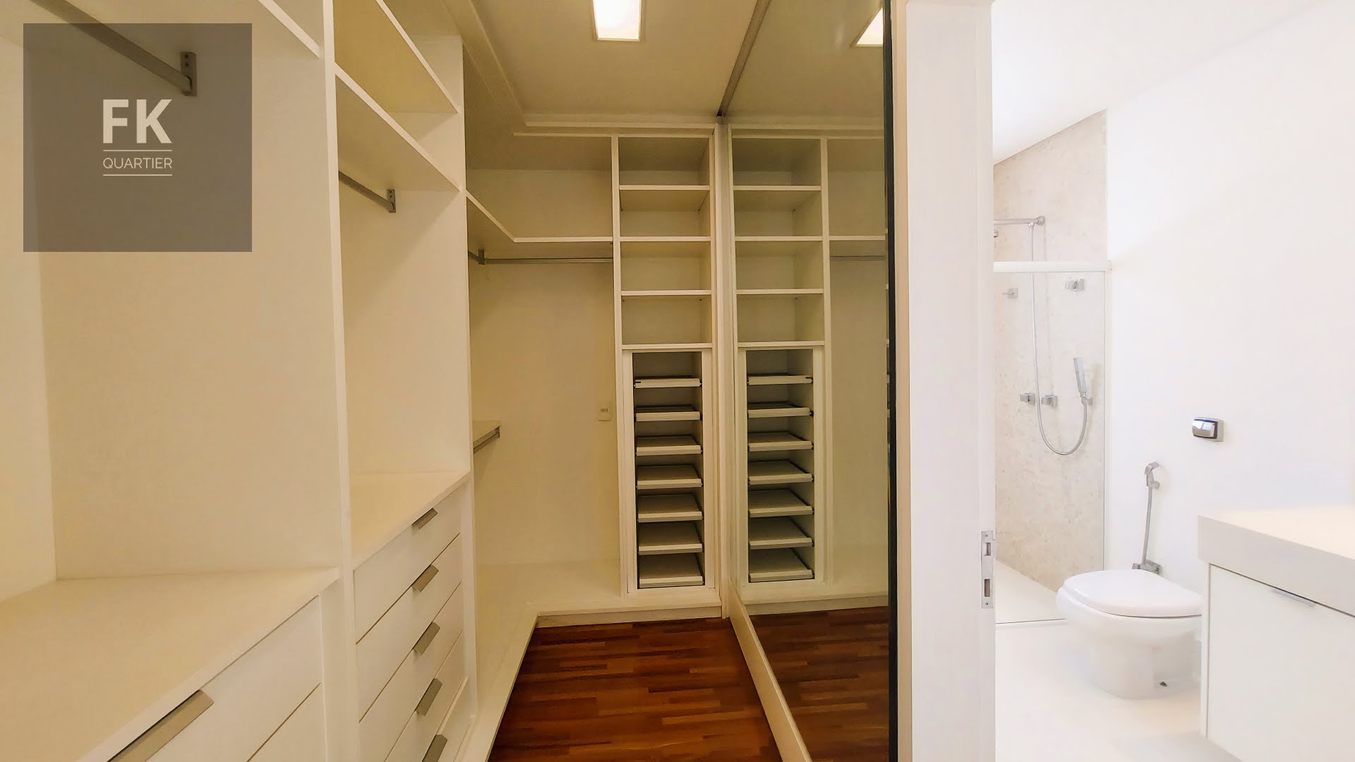 Casa à venda com 5 quartos, 5 suítes, 4 vagas e 730m² no Alphaville Conde II, Barueri (SP) — foto 29 de 30