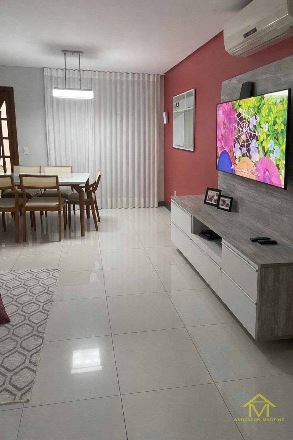 Casa à venda com 3 quartos, 4 banheiros, 2 vagas e 345m² no Cobilândia, Vila Velha — foto principal