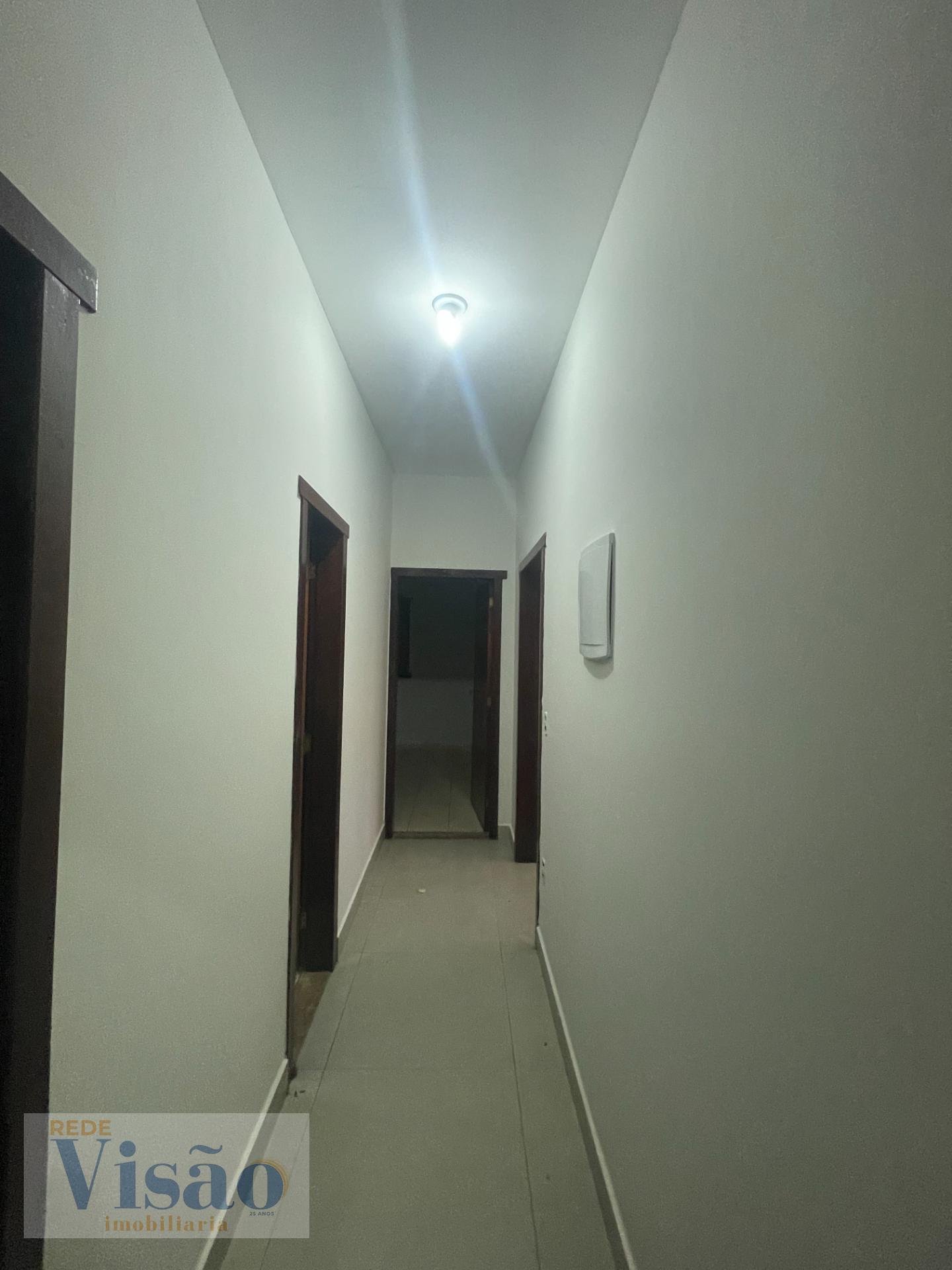 Casa à venda com 3 quartos, 1 suíte e 2 vagas no Alto do Córrego, Paracatu (MG) — foto 23 de 30