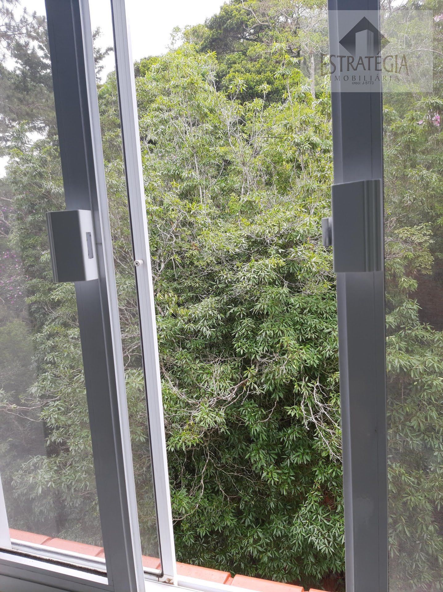 Apartamento à venda com 3 quartos, 3 banheiros, 1 vaga e 79m² no Duchas, Petrópolis (RJ) — foto 17 de 19