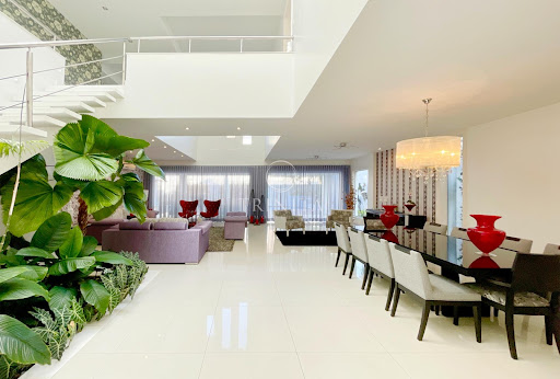 Sala da casa à venda no condomínio Del Lago