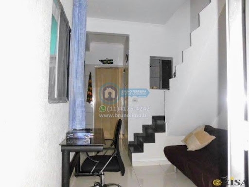Casa de Renda à Venda em Parque Edu Chaves - 3 Dormitórios, 90m²