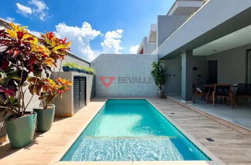 Casa à venda no Recreio dos Bandeirantes: 300m², 4 suítes