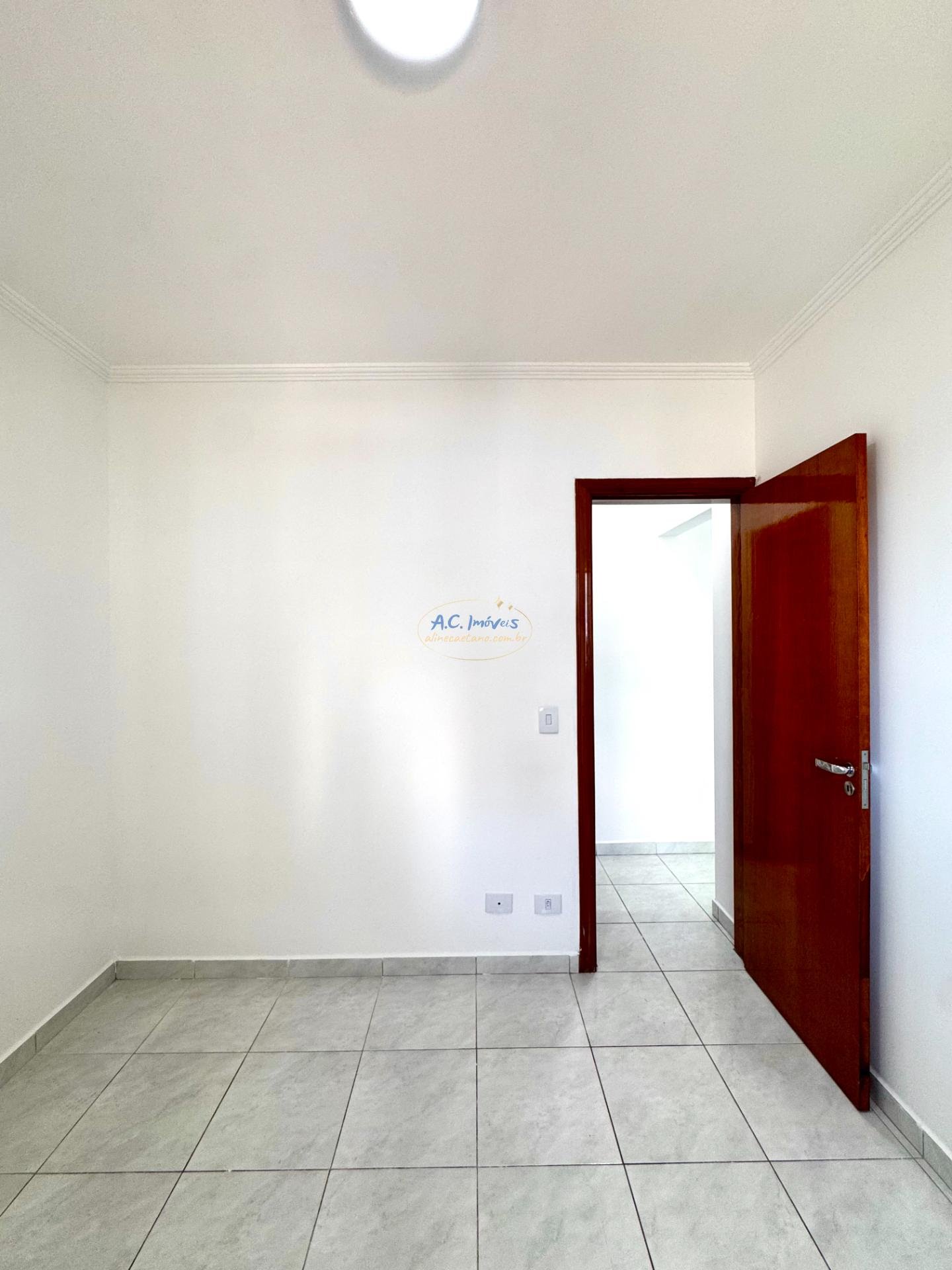 Apartamento à venda com 1 quarto, 1 banheiro, 1 vaga e 42m² no Guilhermina, Praia Grande (SP) — foto 10 de 23