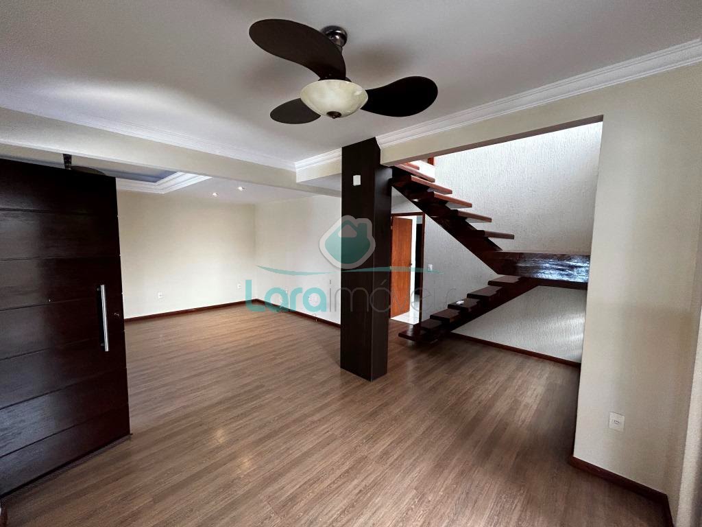 Casa à venda com 3 quartos, 1 suíte, 2 vagas e 233m² no Riviera Fluminense, Macaé (RJ) — foto 22 de 30