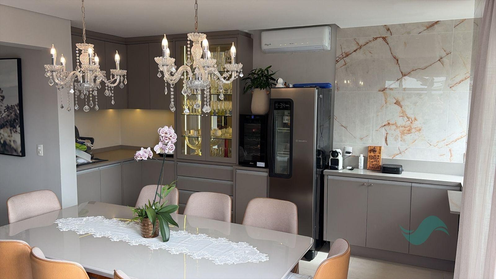 Cobertura à venda com 4 quartos, 4 banheiros, 2 vagas e 210m² no Jurerê, Florianópolis (SC) — foto 17 de 19