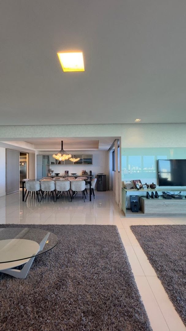 Apartamento à venda com 4 quartos, 4 suítes, 3 vagas e 230m² no Torre, Recife (PE) — foto 7 de 30